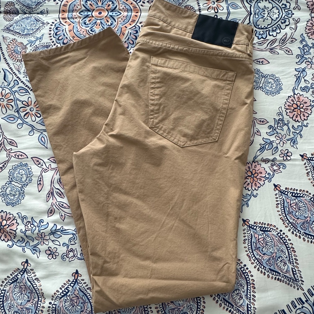 Vineyard Vines Tan Men’s Pants